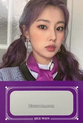 Hyewon Oneiric Diary Photocard - IZ*ONE - IZ*ONE K-pop photocard