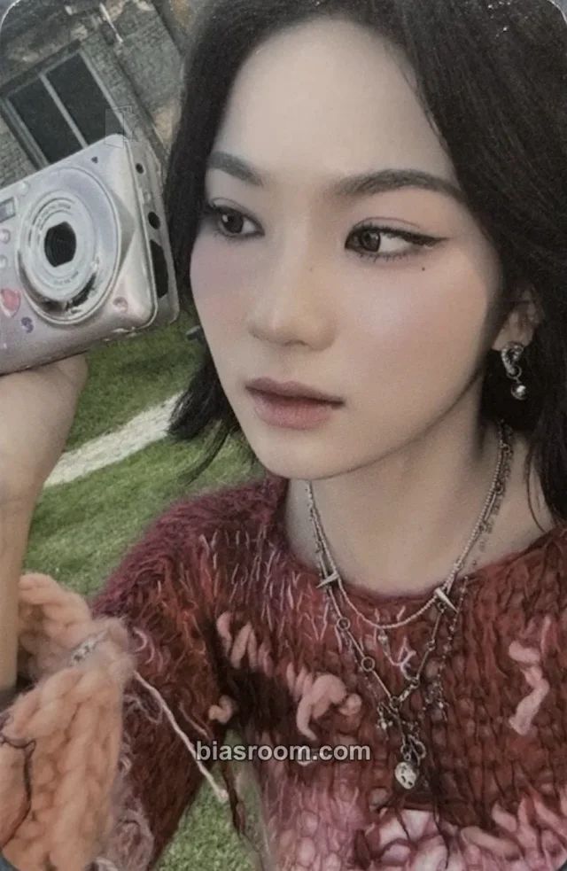 STAYC - Isa - …I Album broadcast camera version
