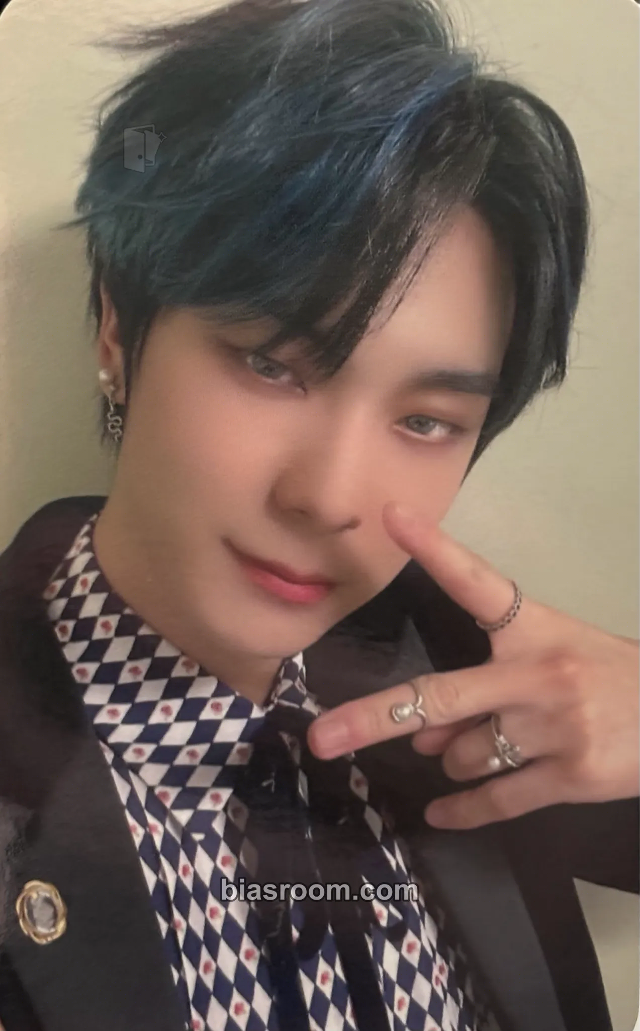 Jehyun Love Me Like Photocard - Omega X - Omega X K-pop photocard