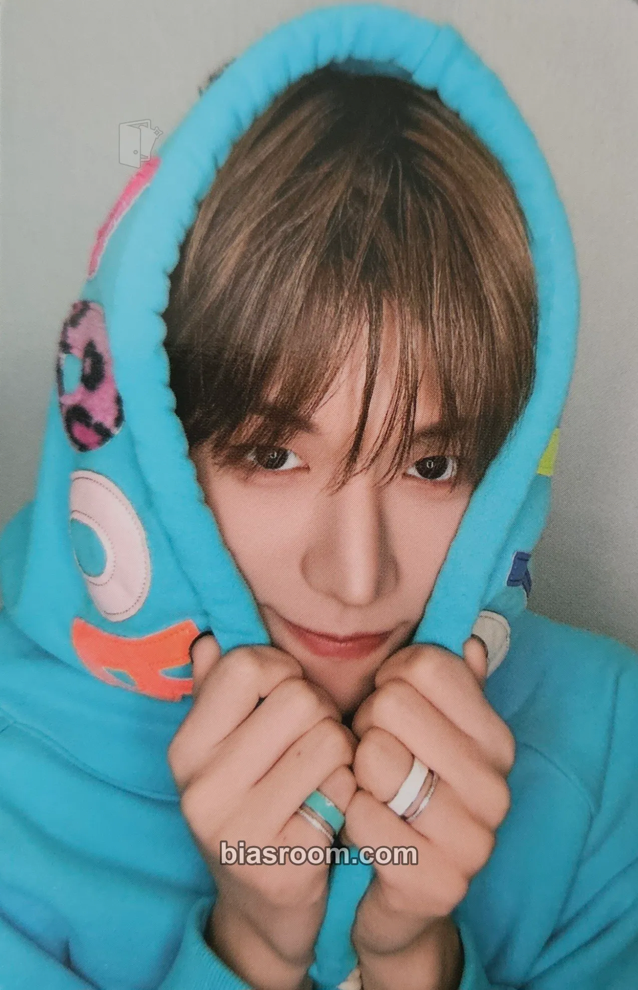 Riwoo ONE AND ONLY HOODIE Photocard - BOYNEXTDOOR - BOYNEXTDOOR K-pop photocard
