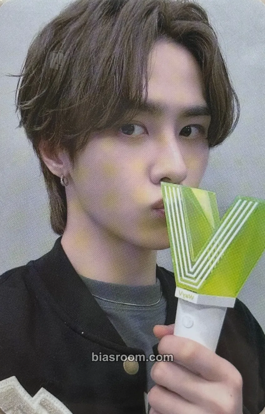 Kun NCT - OFFICIAL LIGHT STICK Version 1 Photocard - NCT - NCT K-pop photocard