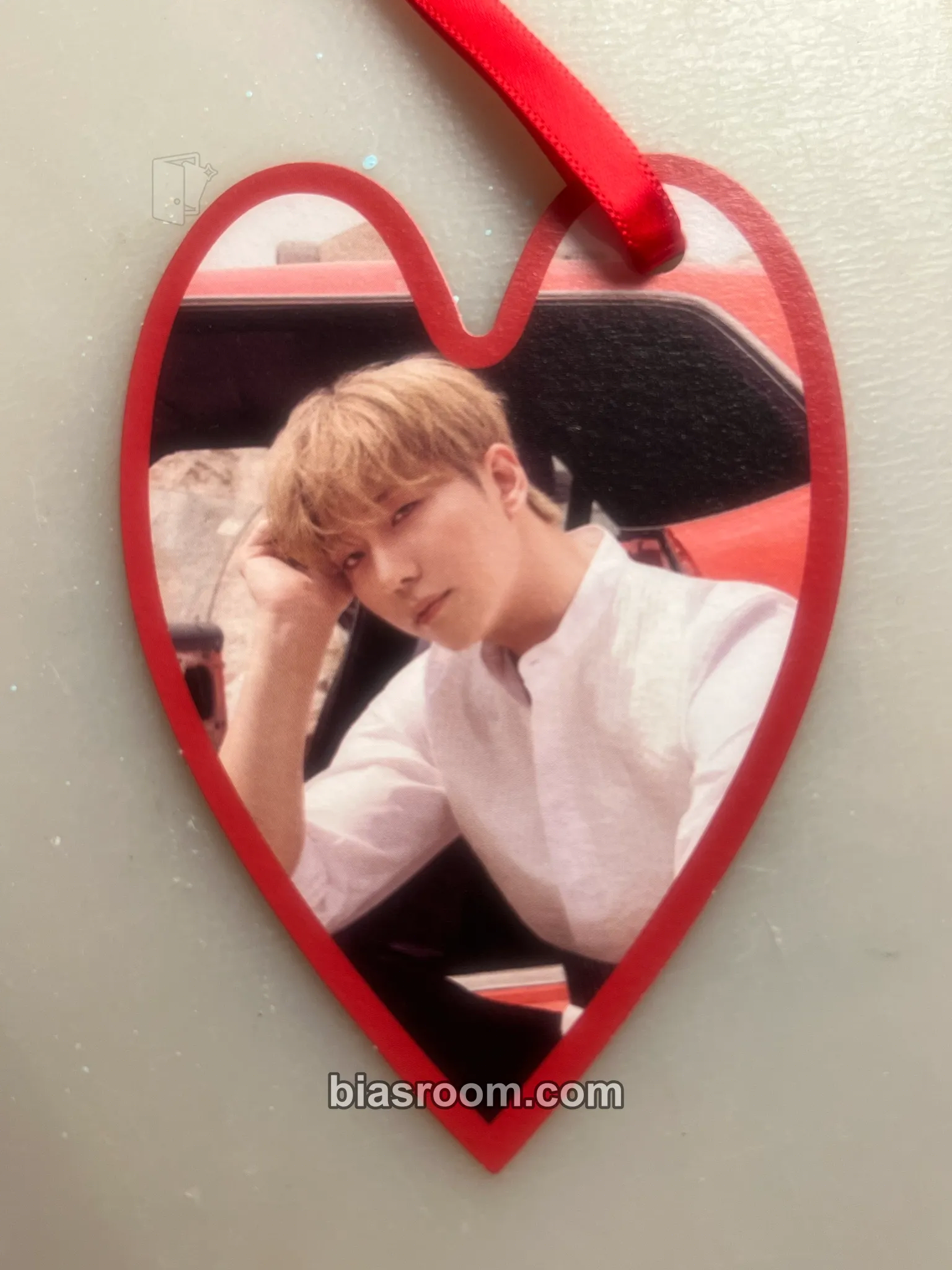 Gunil LXVE TO DEATH Photocard - Xdinary Heroes - Xdinary Heroes K-pop photocard