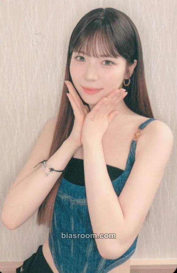 Maya New Emotion Photocard - NiziU - NiziU K-pop photocard