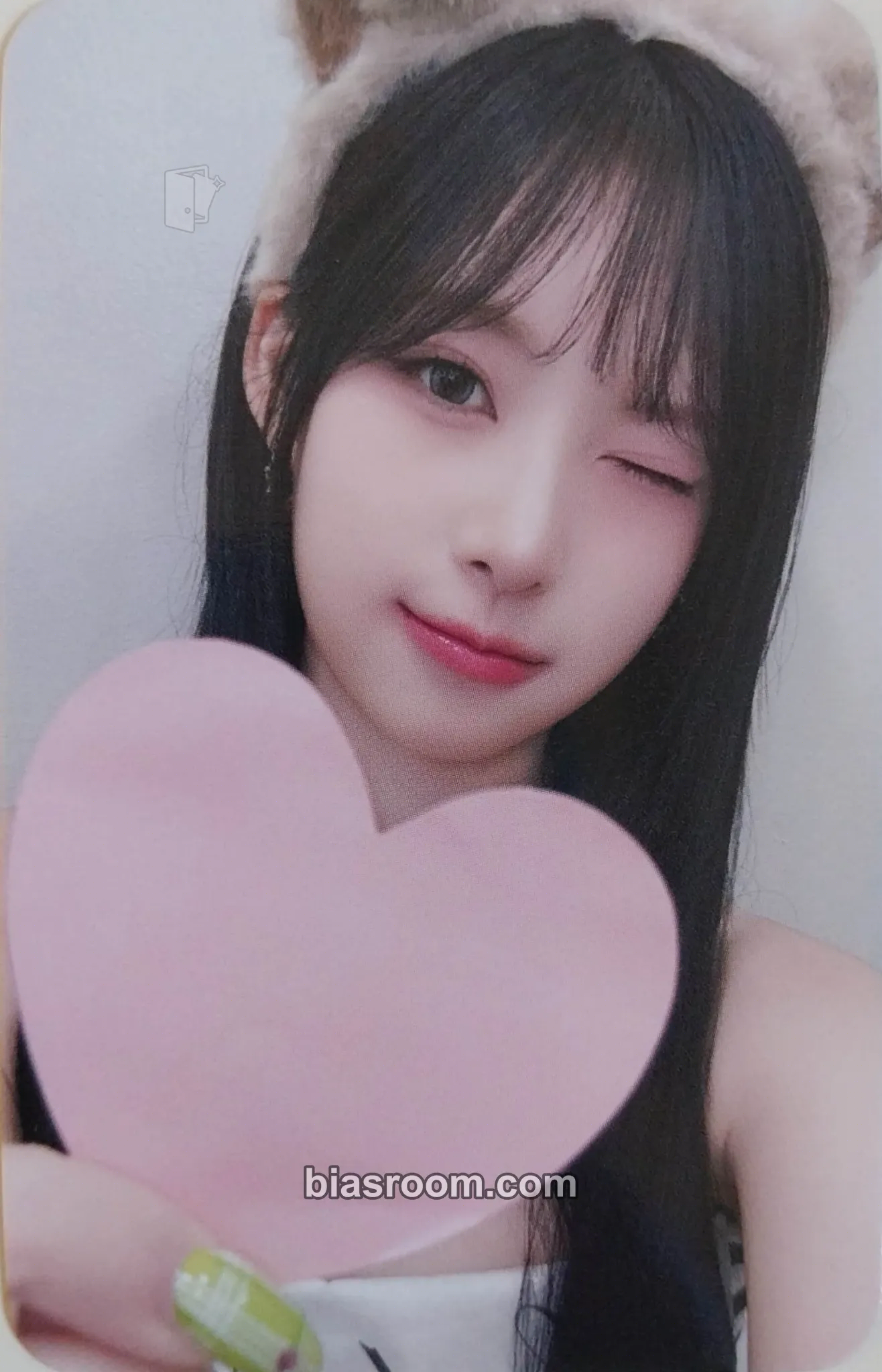 Liv Dearest Photocard - RESCENE - RESCENE K-pop photocard