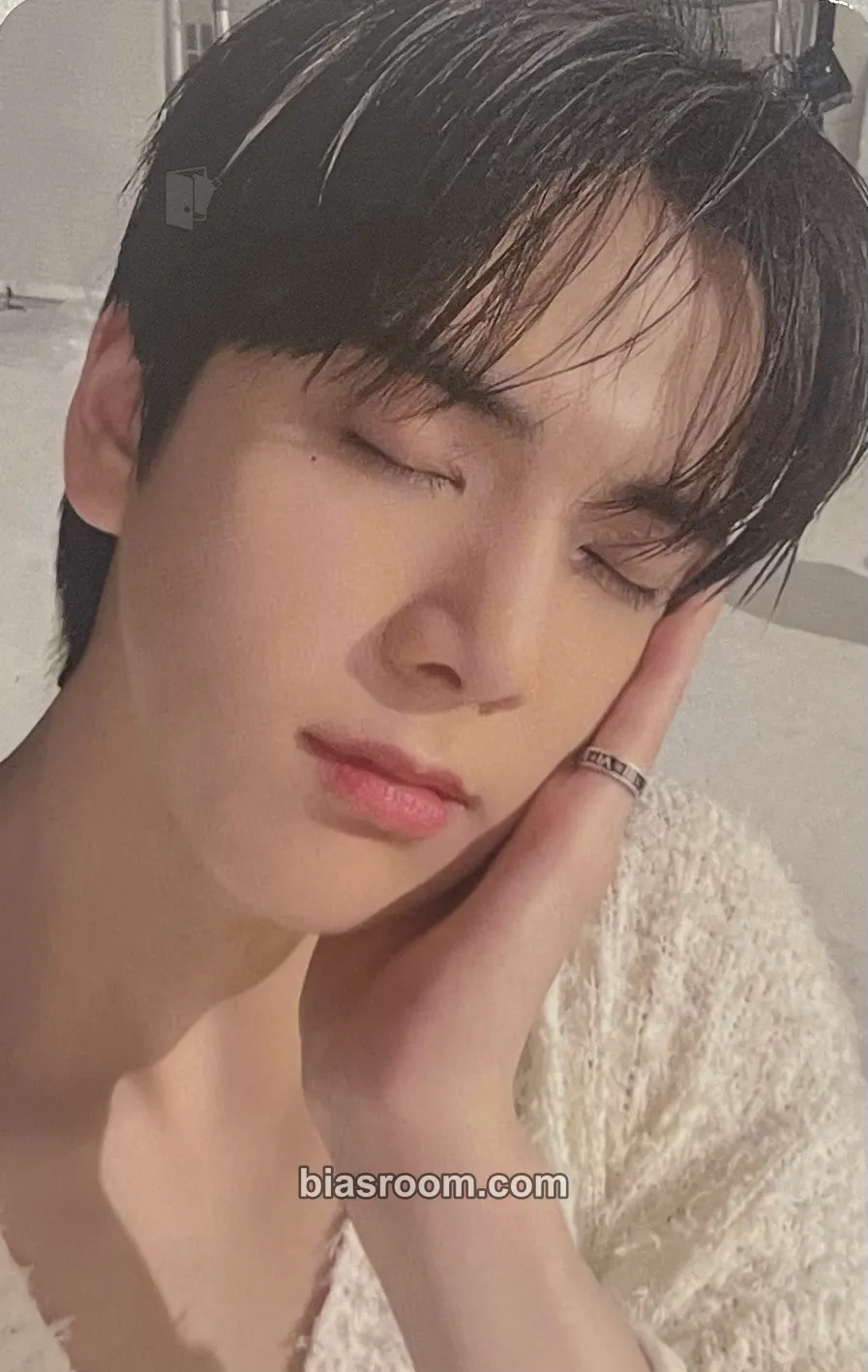 Younghoon WORLD TOUR: Zeneration 2 Photocard - THE BOYZ - THE BOYZ K-pop photocard