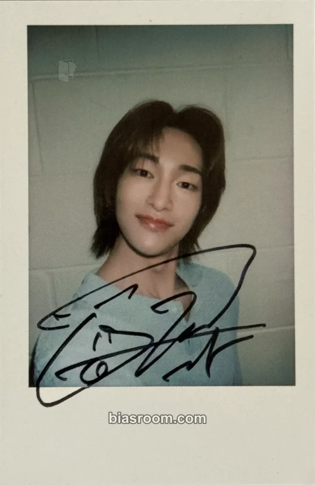 SHINee - Onew - Circle Album fansland video call (fancall) round 2 polaroid printed signed