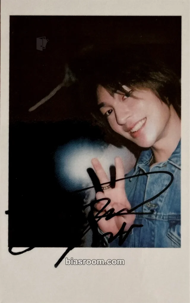 SHINee - Onew - Circle Album fansland special event round 1 polaroid printed signed
