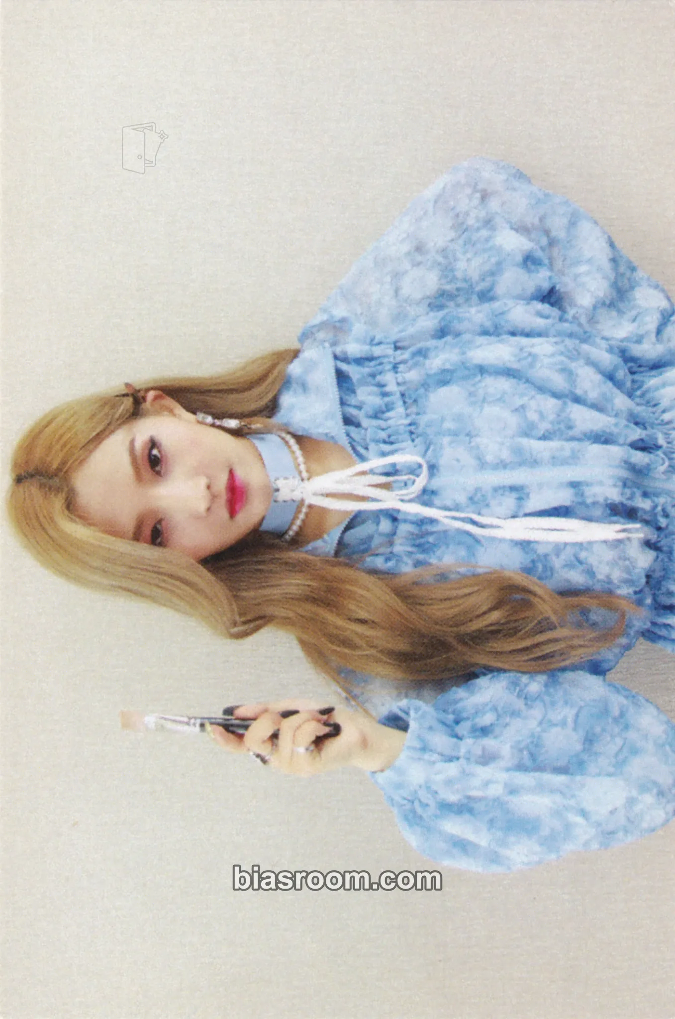 Soyeon (G)I-DLE 1st Anniversary Cafe Photocard - i-dle - i-dle K-pop photocard
