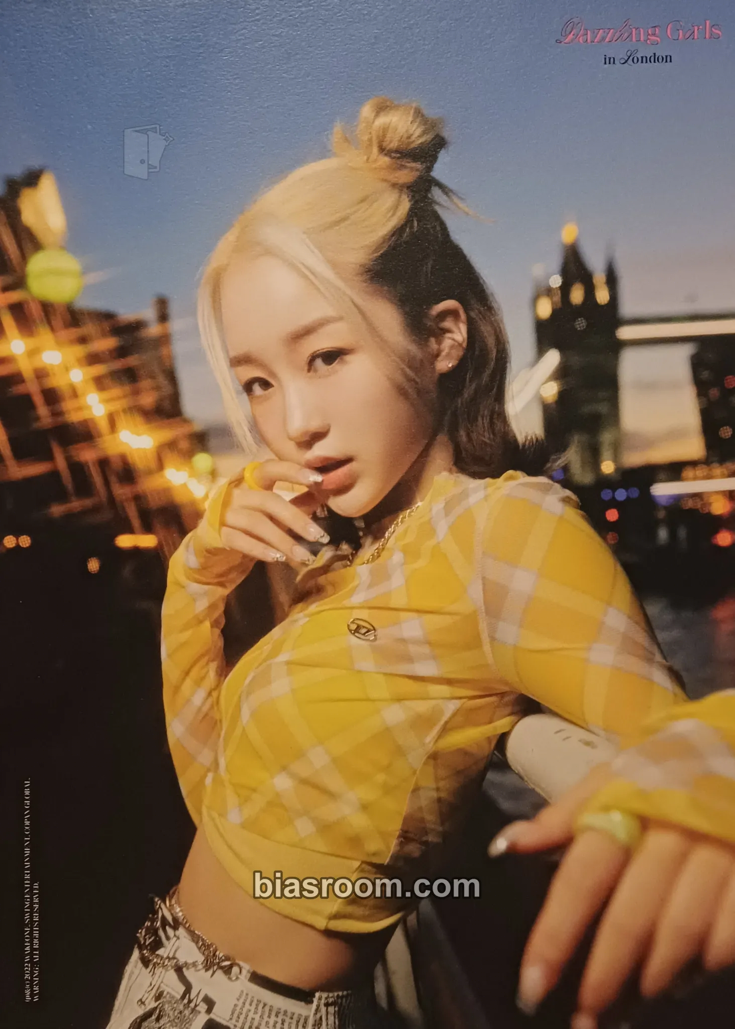 Hikaru Dazzling Girls in London: Photobook Photocard - Kep1er - Kep1er K-pop photocard