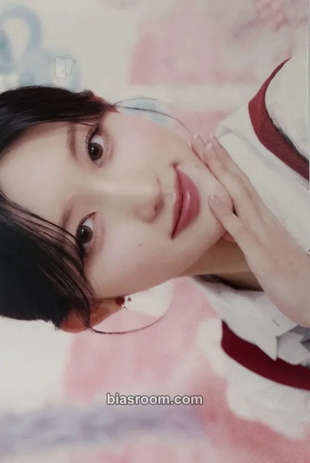 IVE - Gaeul - IVE SWITCH Album album inclusion loved ive version postcard set horizontal