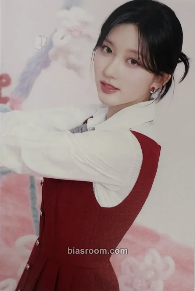 IVE - Gaeul - IVE SWITCH Album album inclusion loved ive version postcard set