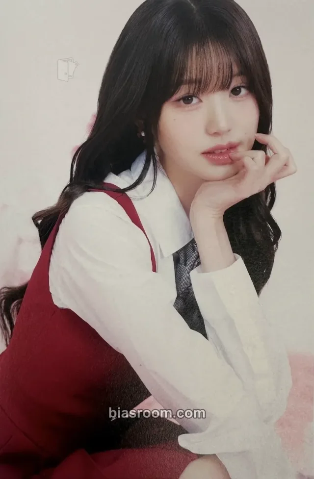 IVE - Wonyoung - IVE SWITCH Album album inclusion loved ive version postcard set
