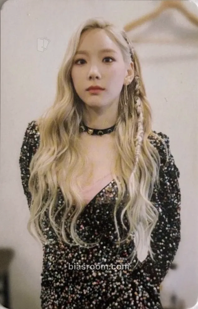 Taeyeon 2019 S♡NE Ace Fanclub Welcome Kit Photocard - Girls' Generation - Girls' Generation K-pop photocard