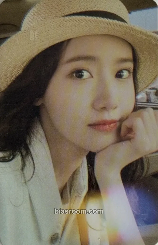 Yoona 2019 S♡NE Ace Fanclub Welcome Kit Photocard - Girls' Generation - Girls' Generation K-pop photocard