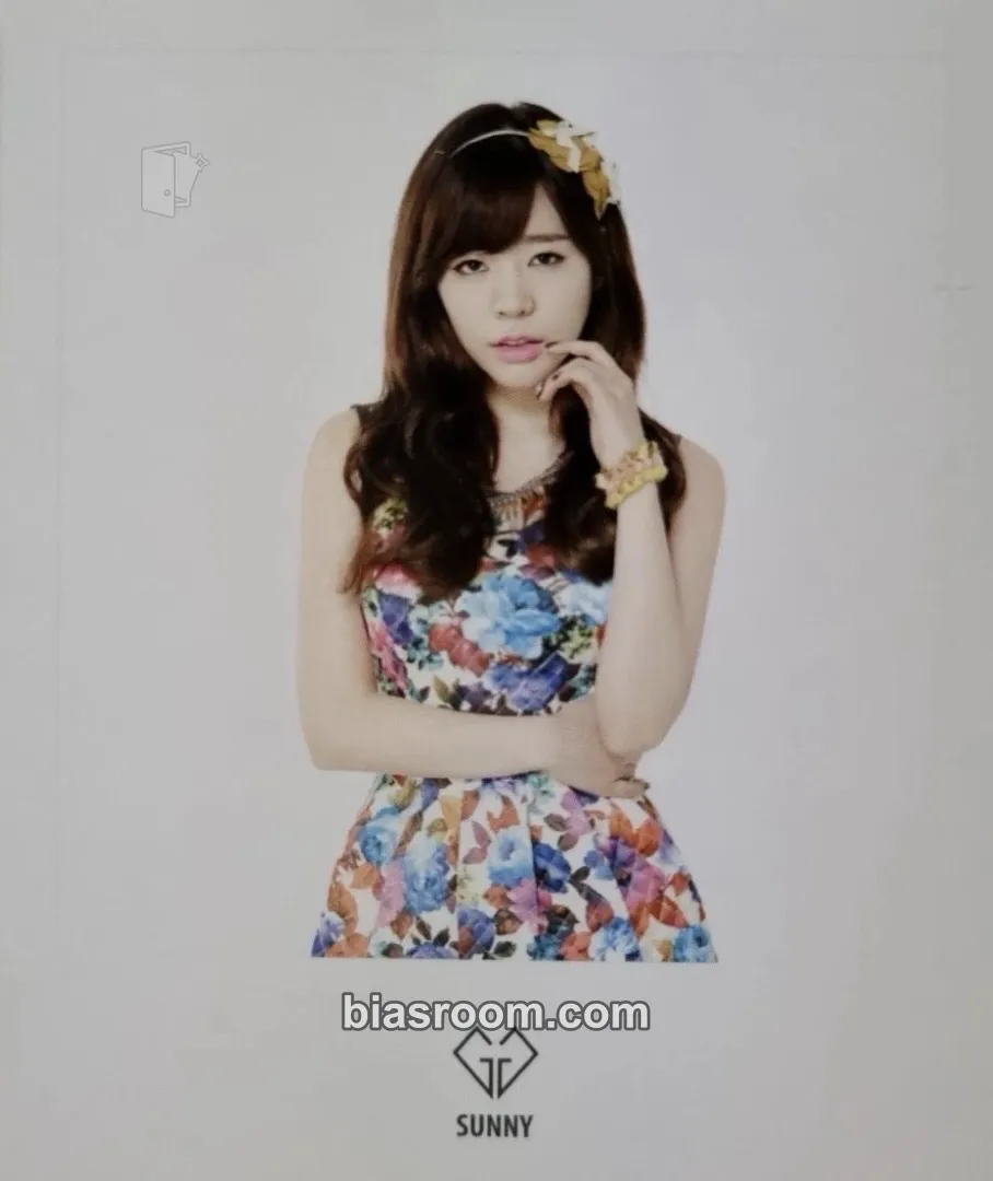 Sunny SMTOWN Coex Artium Photocard - Girls' Generation - Girls' Generation K-pop photocard