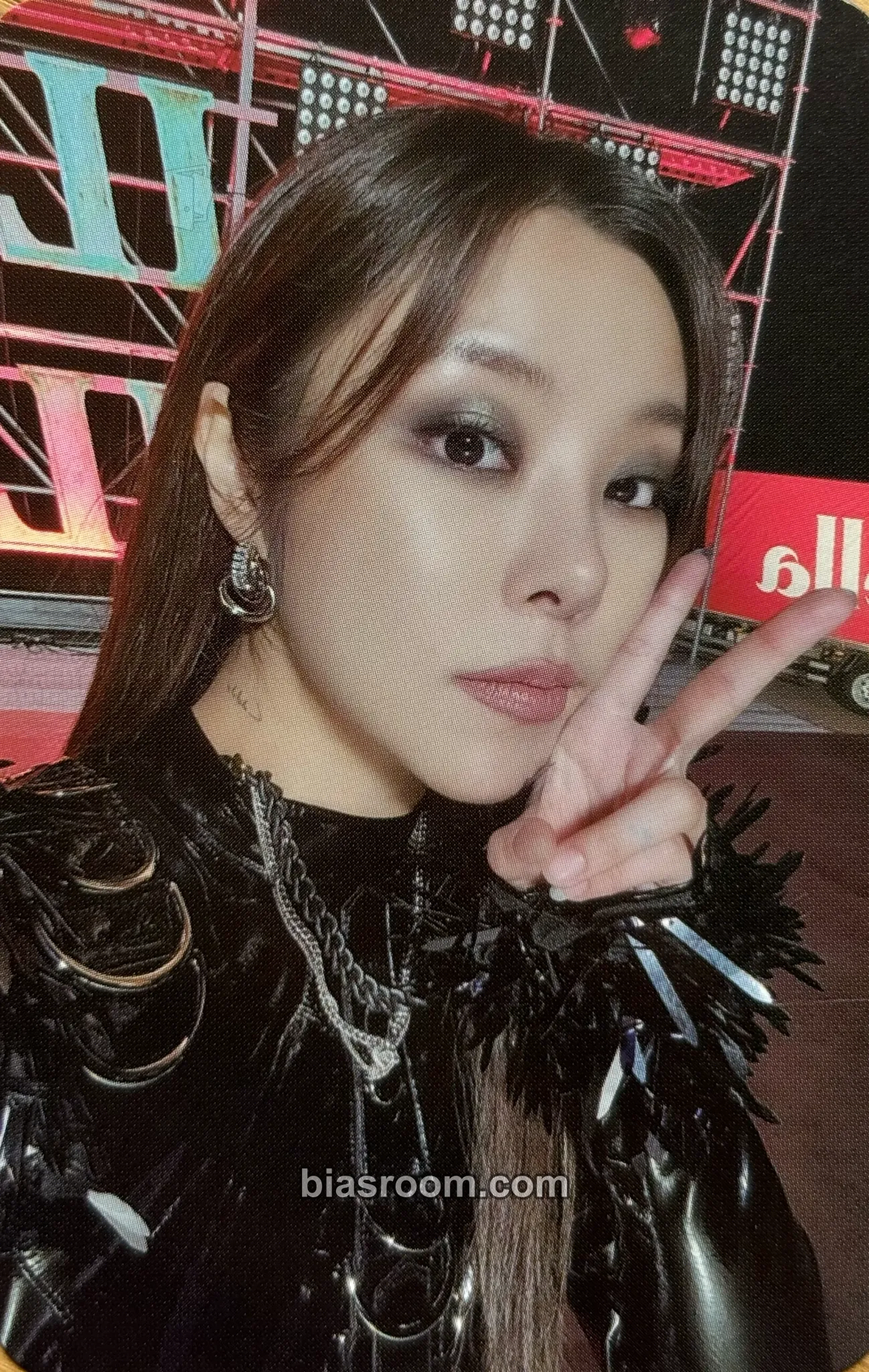 Wheein MIC ON Photocard - MAMAMOO - MAMAMOO K-pop photocard
