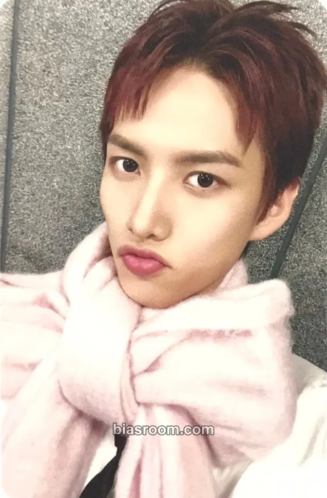 Seongil Trophy Photocard - 82Major - 82Major K-pop photocard