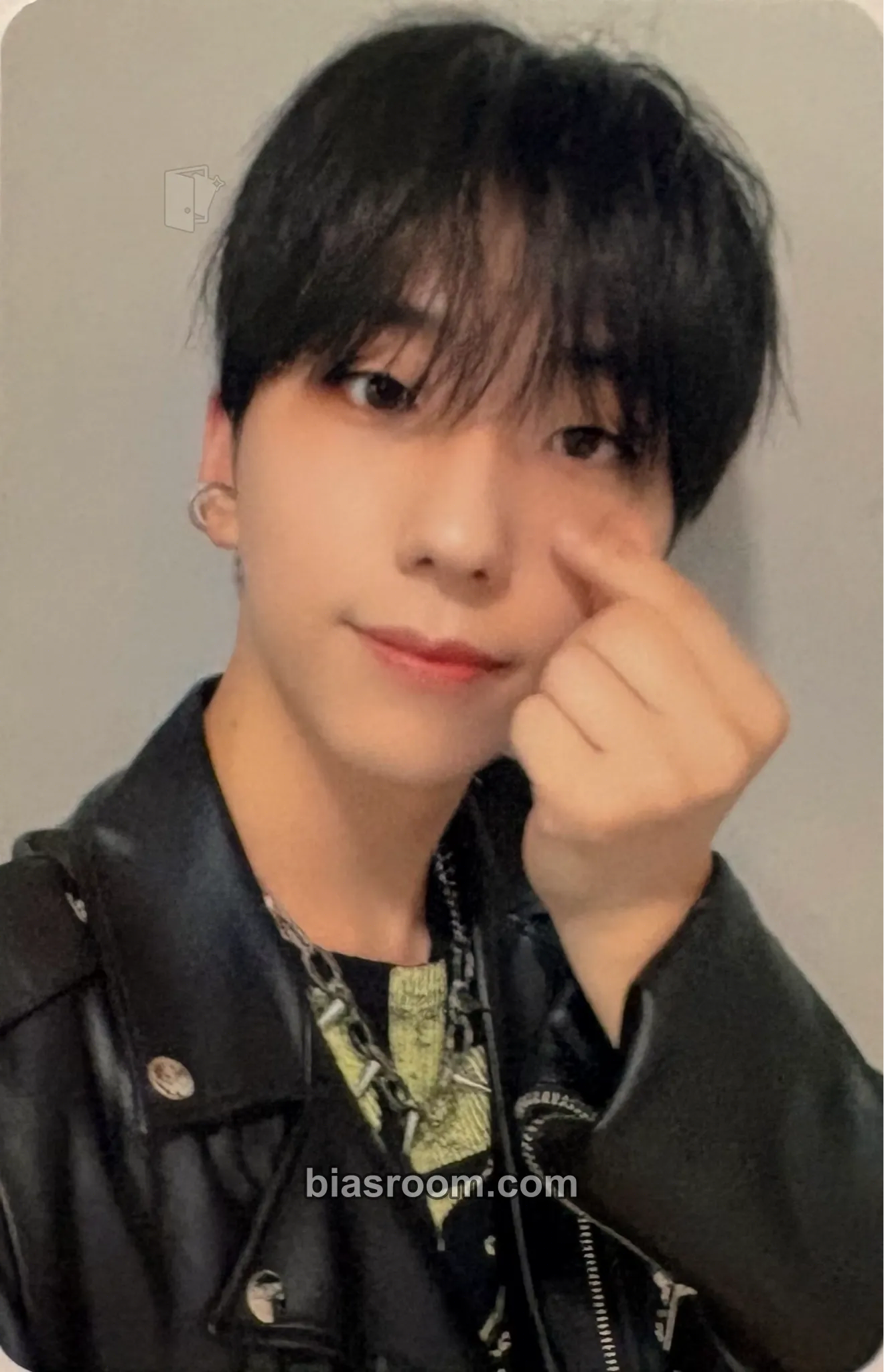 Gunil Troubleshooting Photocard - Xdinary Heroes - Xdinary Heroes K-pop photocard