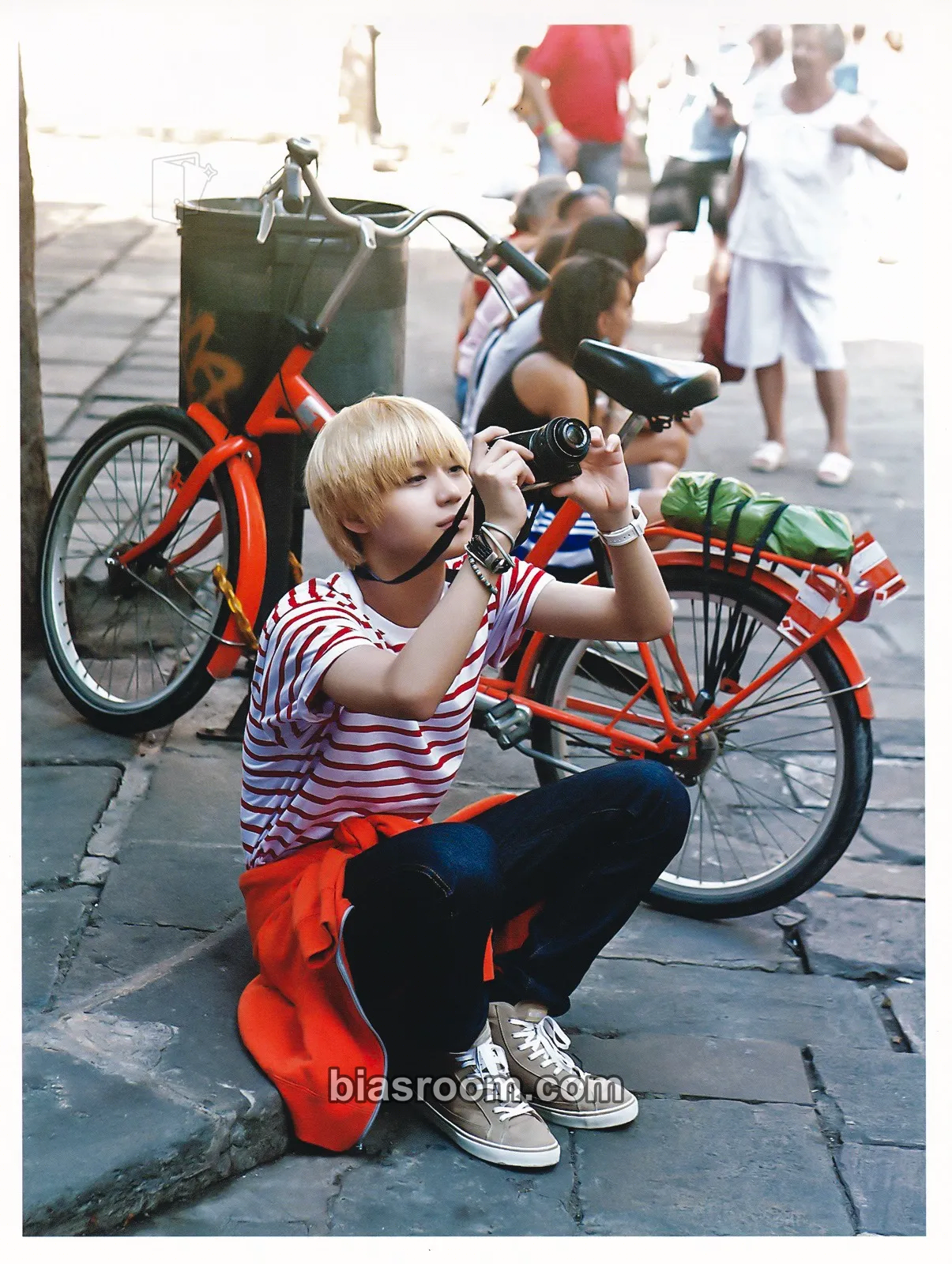 Taemin SHINee in Barcelona Photocard - SHINee - SHINee K-pop photocard