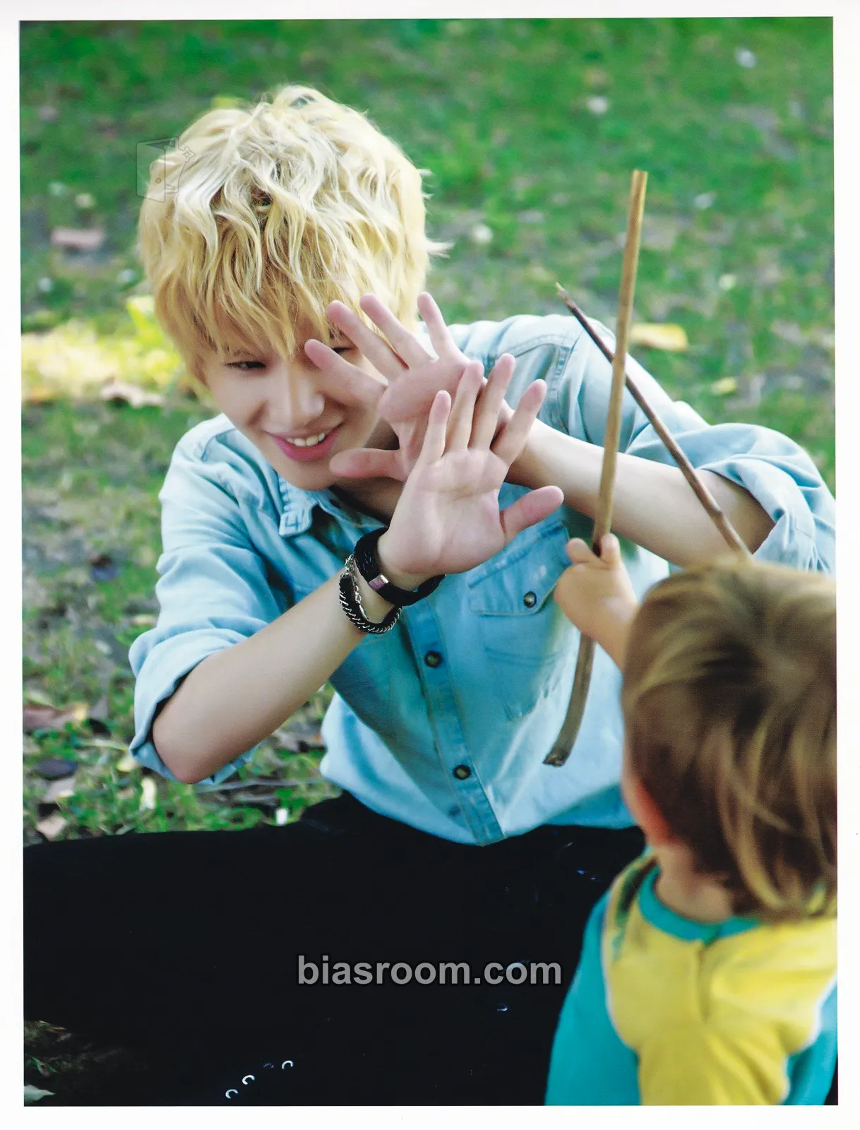 Taemin SHINee in Barcelona Photocard - SHINee - SHINee K-pop photocard