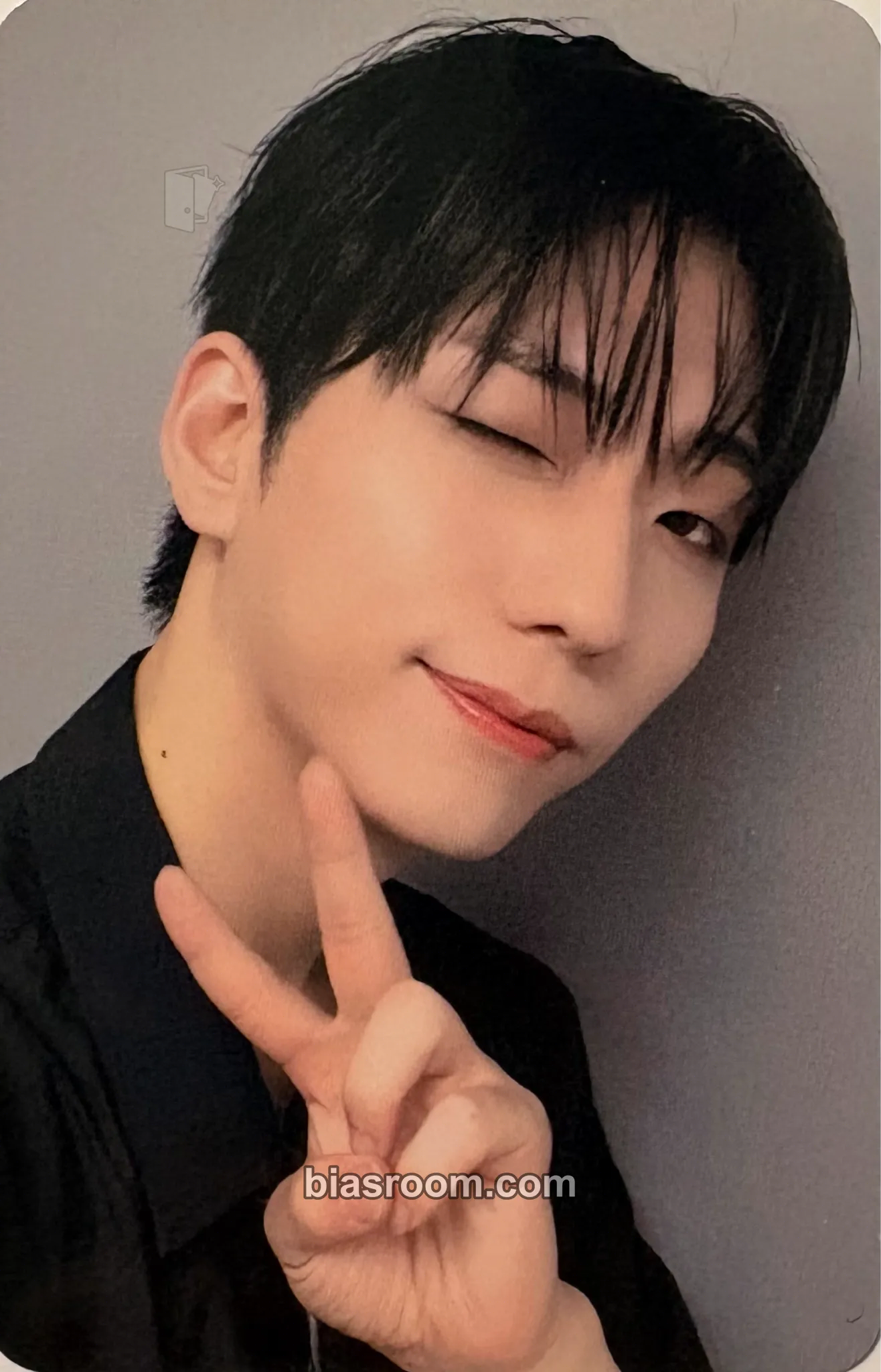 Gunil Troubleshooting Photocard - Xdinary Heroes - Xdinary Heroes K-pop photocard