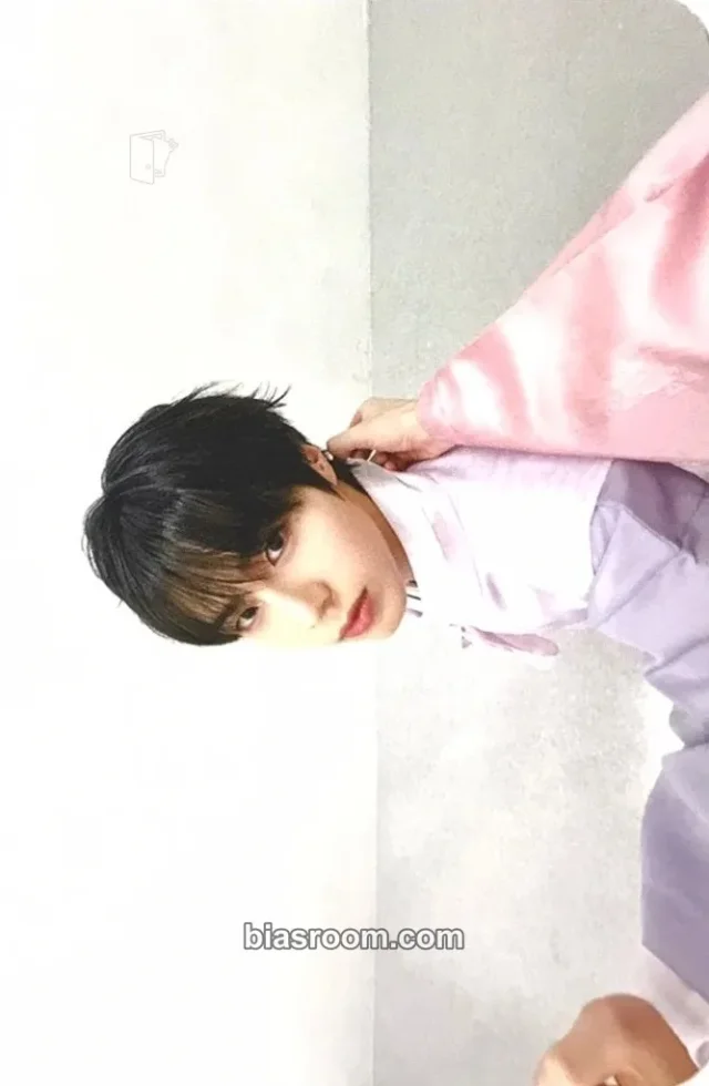 82Major - Seongbin - Trophy Album video call (fancall) round 3 dear my muse (dmm) double-sided