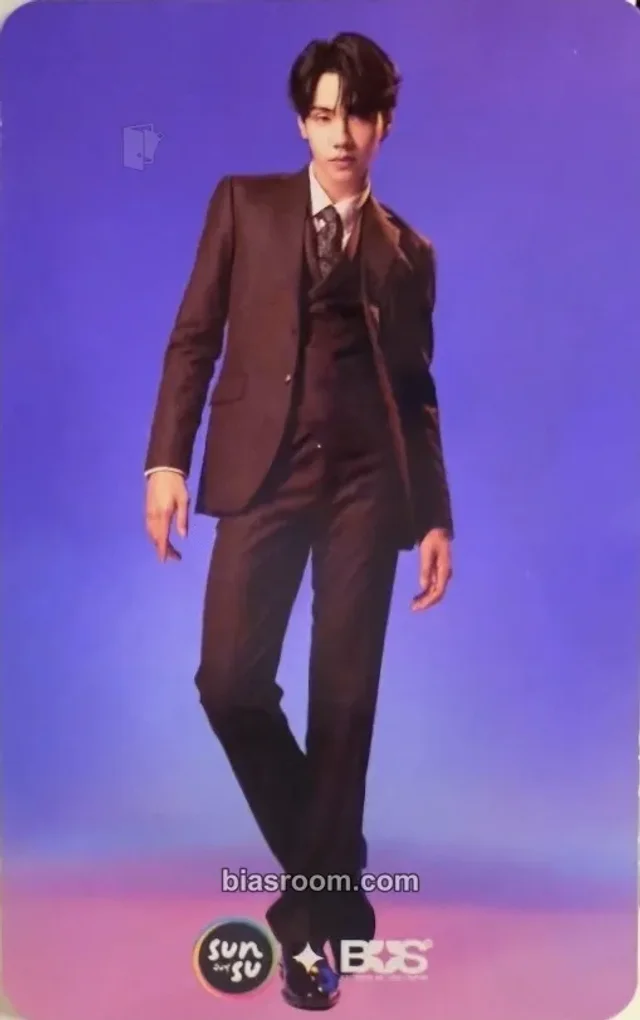BUS - Peemwasu - SUNSU x BUS Other brand collaboration photocard set suit version
