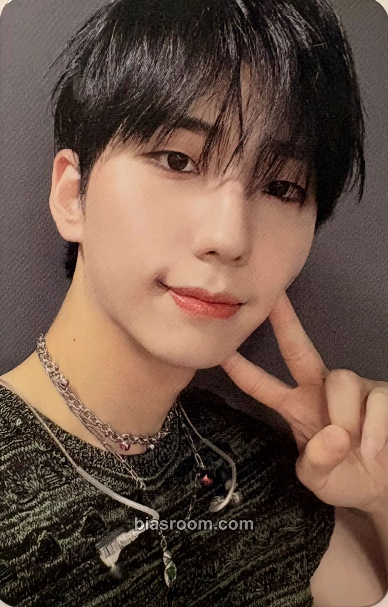 Gunil Closed ♭eta Photocard - Xdinary Heroes - Xdinary Heroes K-pop photocard