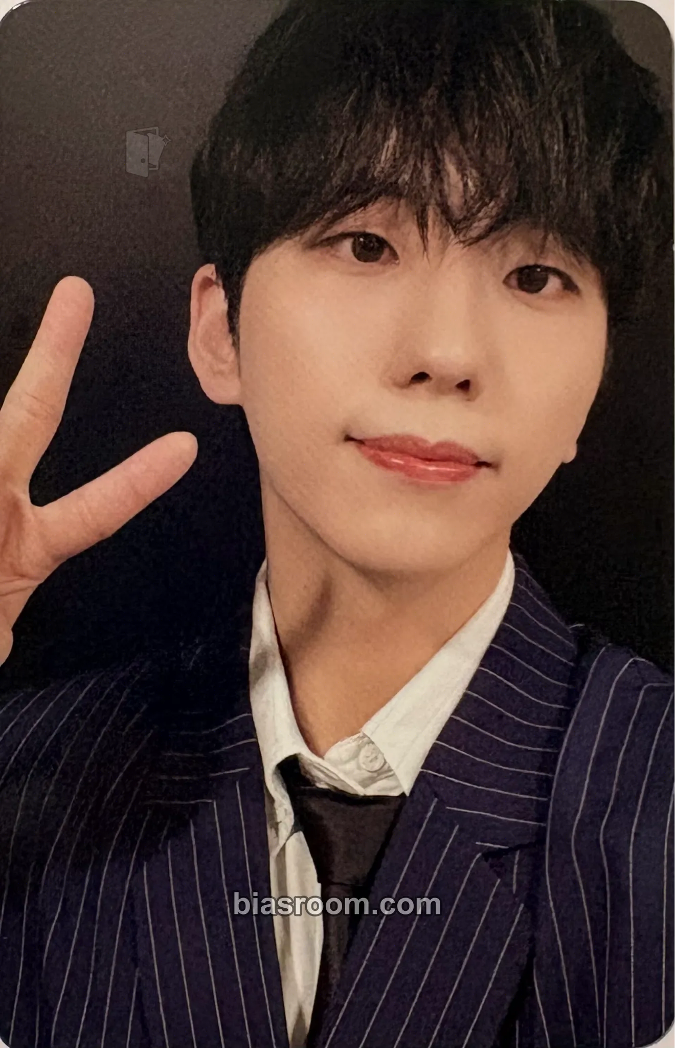 Gunil Closed ♭eta Photocard - Xdinary Heroes - Xdinary Heroes K-pop photocard
