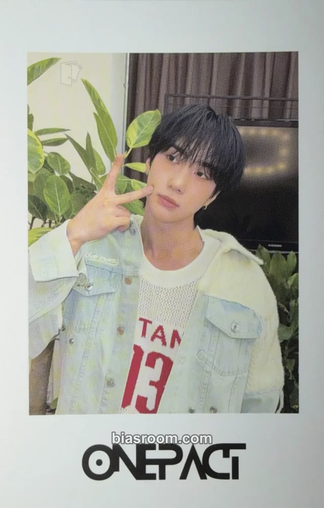 ONE PACT - Jongwoo - 2024 ONE PACT ZEPP TOUR IN JAPAN: HANA Event merch photocard polaroid set tour merch