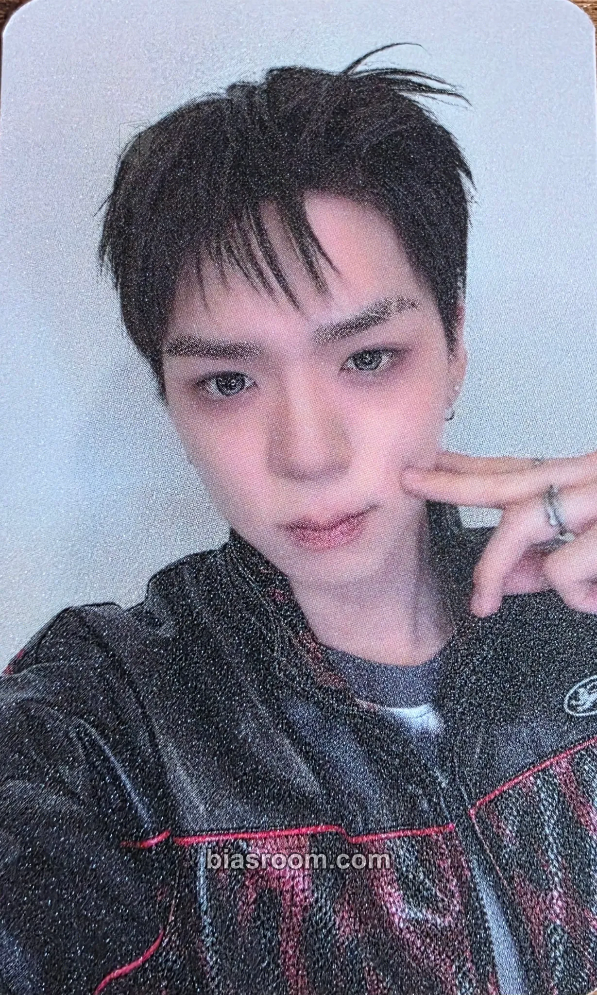 Hyunjun 'Catch The Wave' Tour Photocard - NouerA - NouerA K-pop photocard