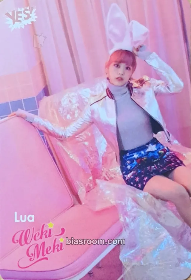 Weki Meki - Yoojung - Lucky Album magazine magazine inclusion purchase benefit