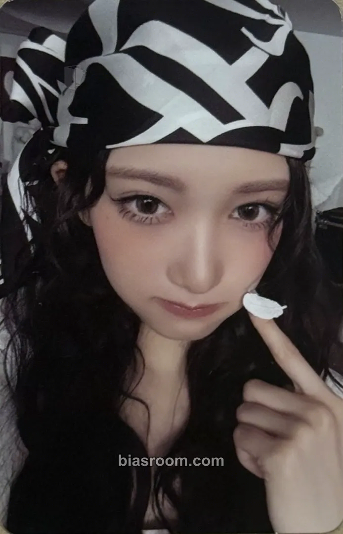 Leeseo IVE SECRET Photocard - IVE - IVE K-pop photocard