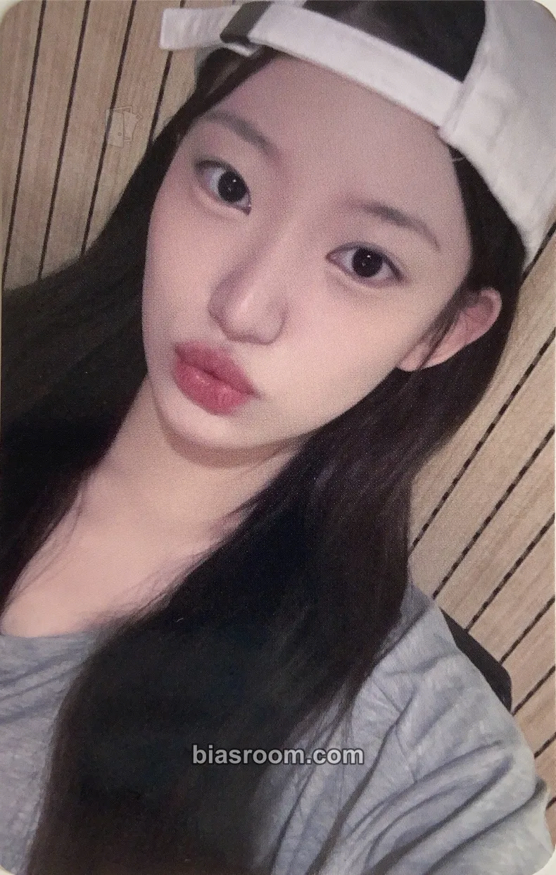 Siyoon appendix: Of All We Have Lost Photocard - Billlie - Billlie K-pop photocard