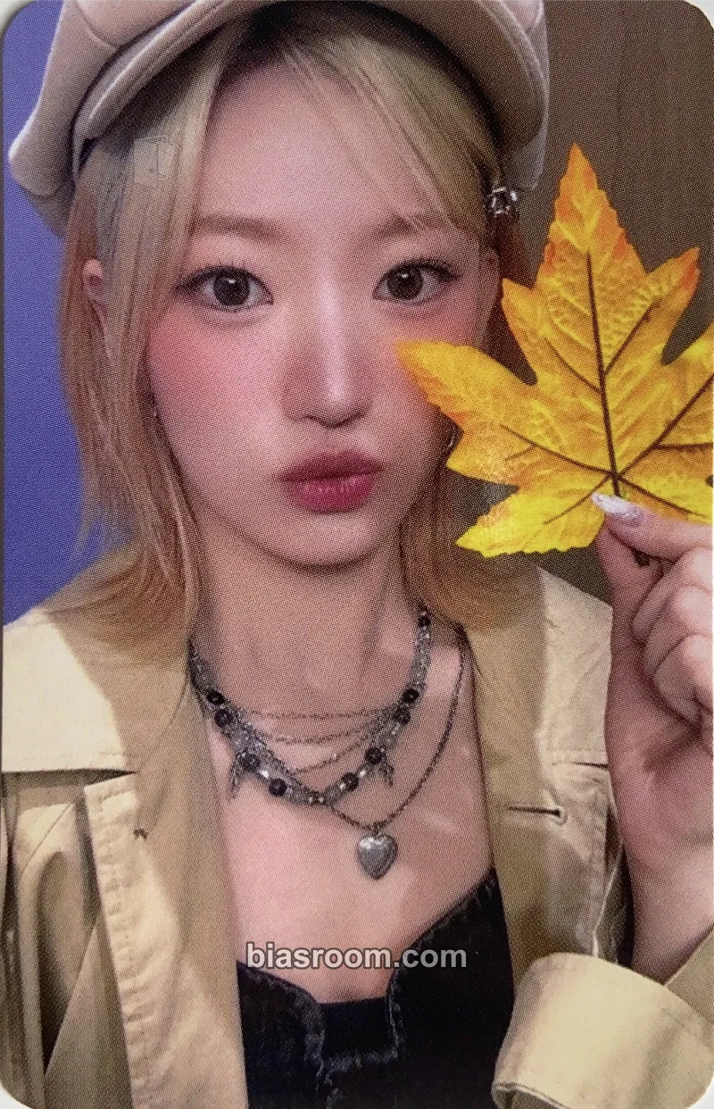 Siyoon appendix: Of All We Have Lost Photocard - Billlie - Billlie K-pop photocard