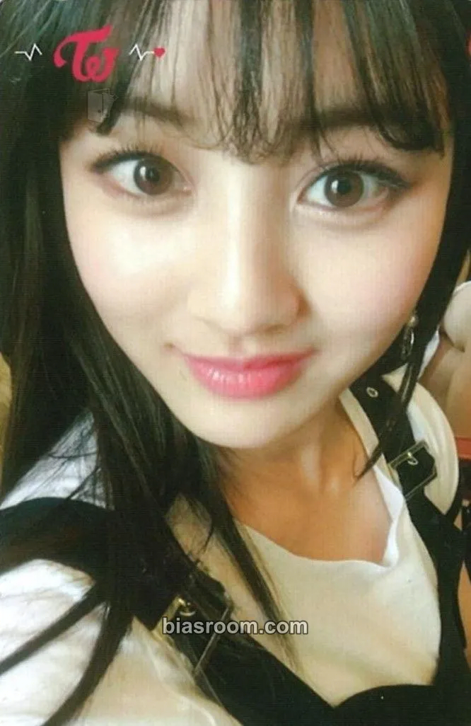 Jihyo SIGNAL Photocard - TWICE - TWICE K-pop photocard