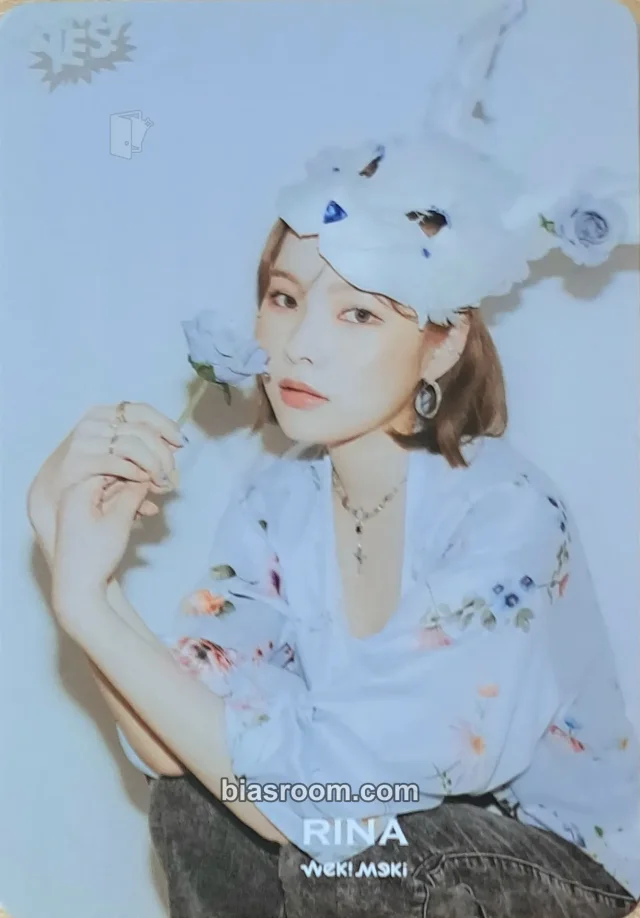 Weki Meki - Rina - HIDE and SEEK Album magazine magazine inclusion purchase benefit