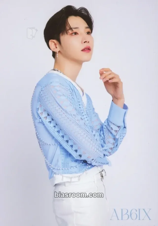 AB6IX - Woong - SAVIOR Album tower records japan bromide purchase benefit A version