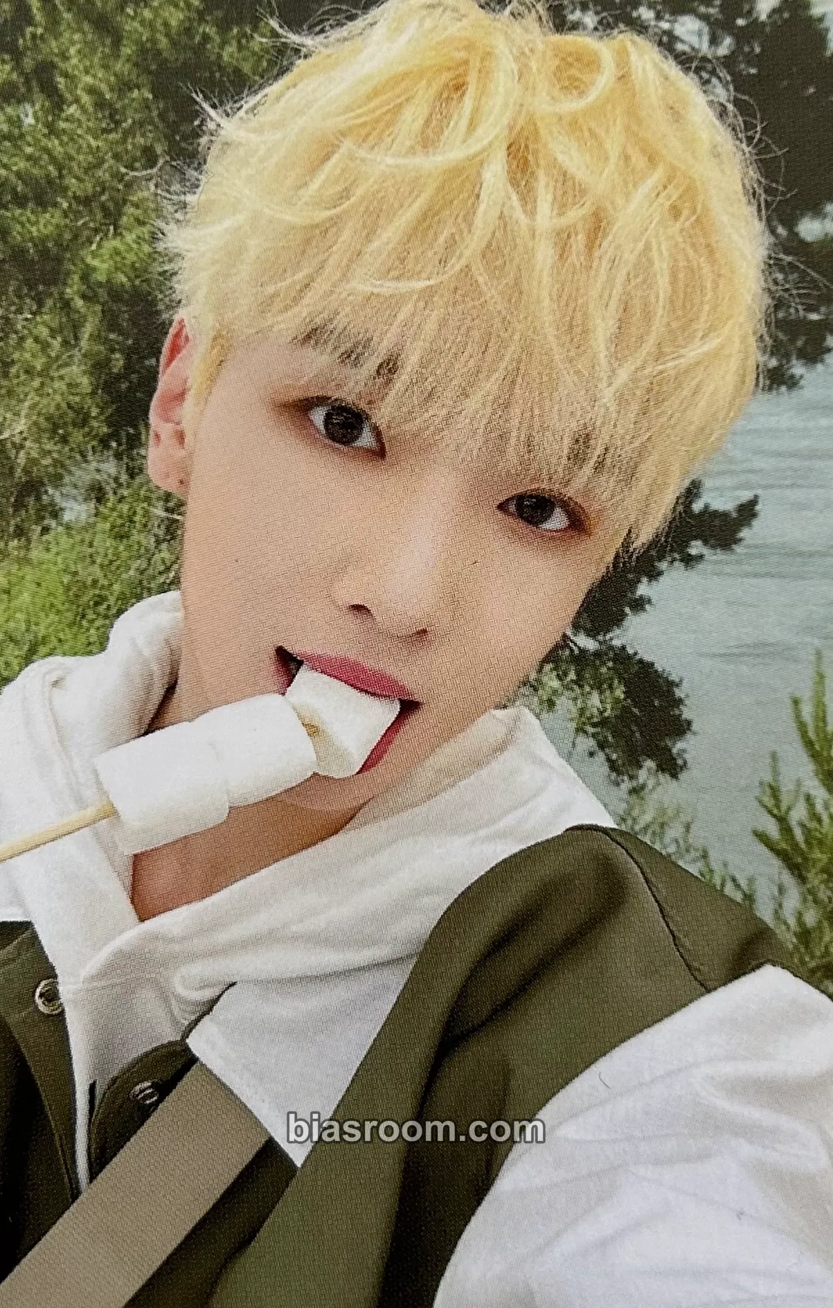 Yujun 2024 SEASON'S GREETINGS Photocard - xikers - xikers K-pop photocard