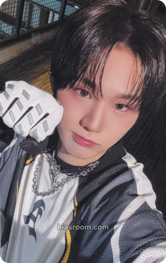 Ji Yunseo 2025 EVNNE CONCERT ‘SET N GO’ Photocard - EVNNE - EVNNE K-pop photocard