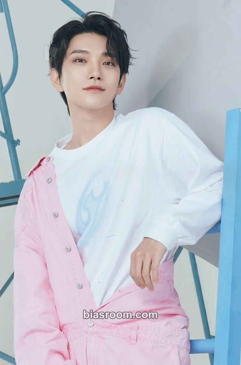 Joshua 2023 7TH SVT IN CARAT LAND Photocard - SEVENTEEN - SEVENTEEN K-pop photocard