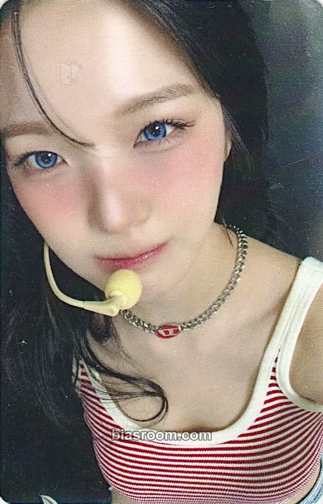 Jiheon From Our 20s Photocard - fromis_9 - fromis_9 K-pop photocard