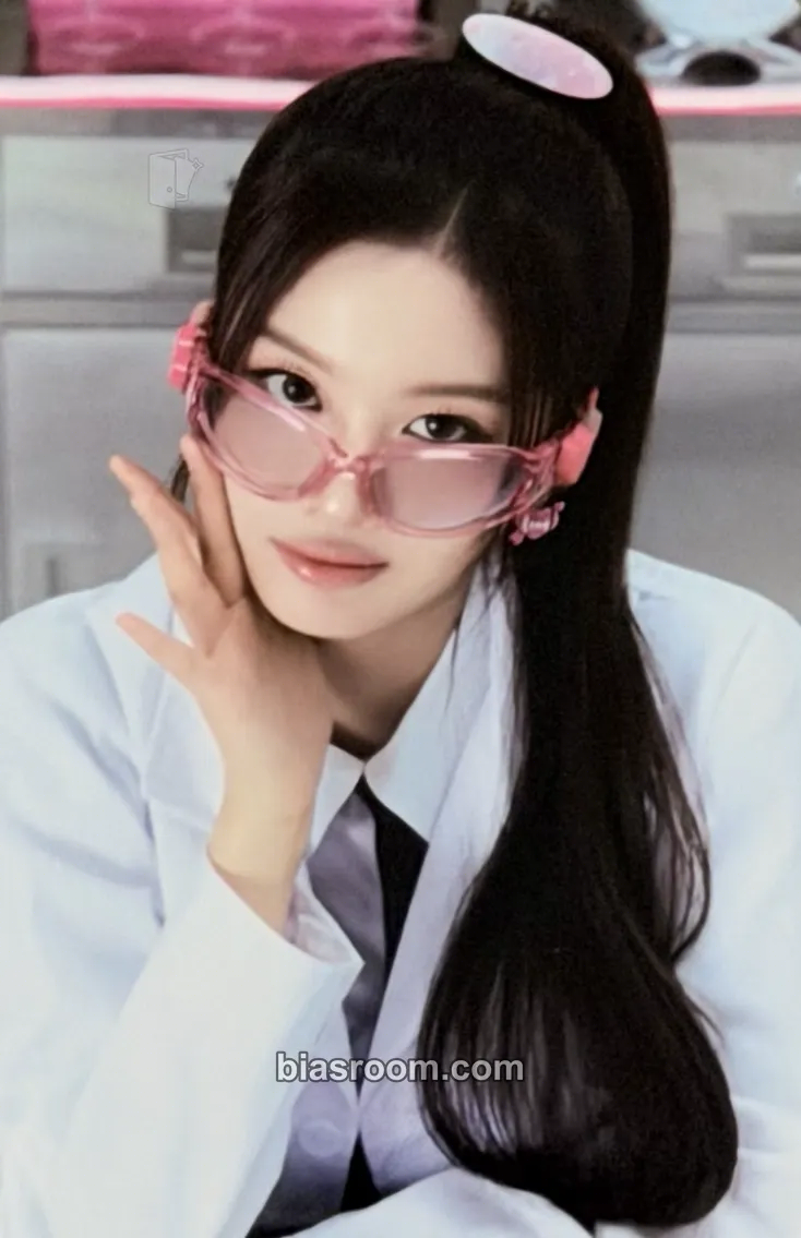 Sullyoon NMIXX CHANGE UP : MIXX LAB Photocard - NMIXX - NMIXX K-pop photocard