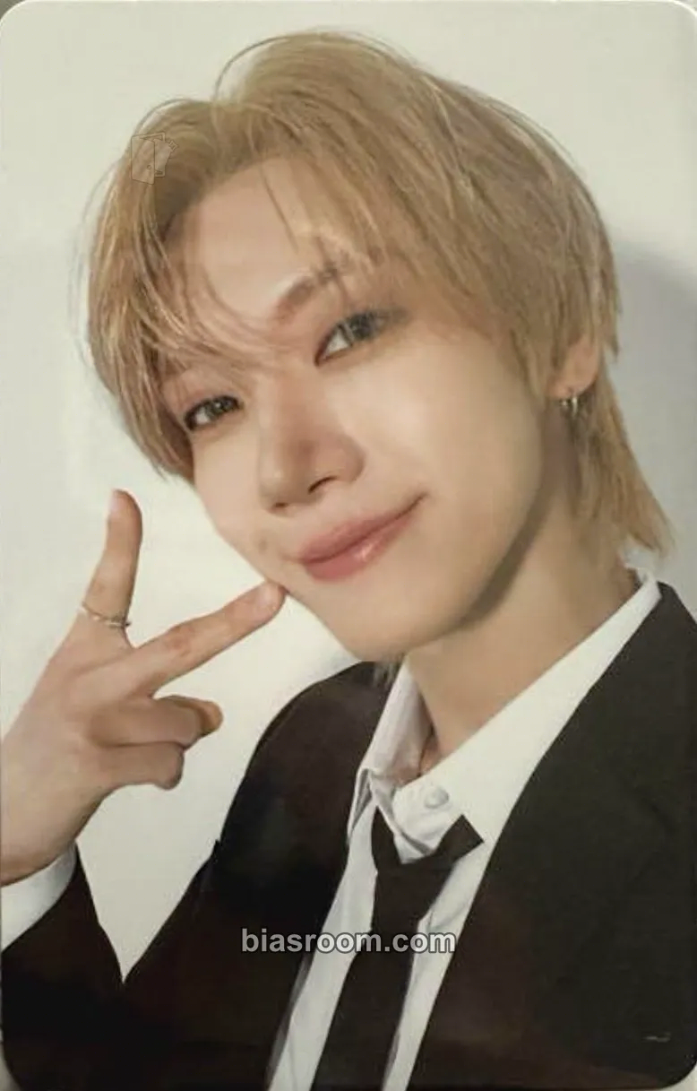 Ten 1001 Movement 'Stunner' - 2025 Ten Concert Photocard - NCT - NCT K-pop photocard