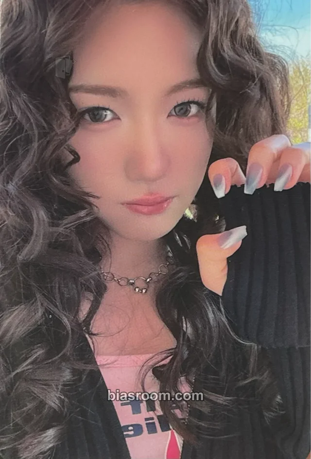 AtHeart - Seohyeon - Butterfly Doors Album pob (pre-order benefit)