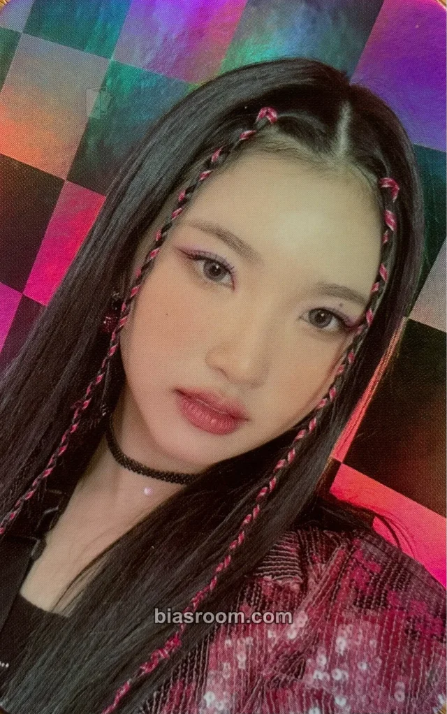 TRI.BE - Soeun - Conmigo MD Other pob (pre-order benefit) merch photocard holographic (hologram)
