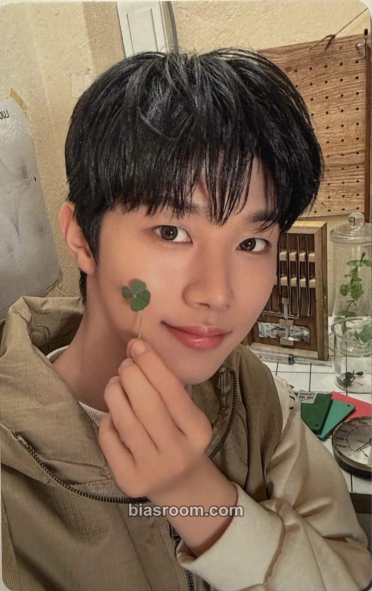 Hyunwoo 2025 SEASON'S GREETINGS Photocard - xikers - xikers K-pop photocard