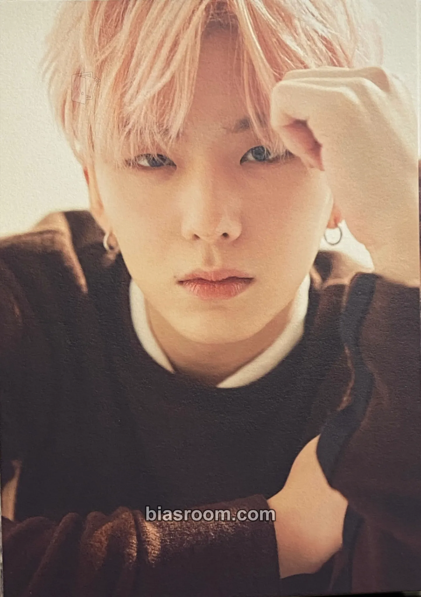 Kihyun 2017 Season's Greetings Photocard - MONSTA X - MONSTA X K-pop photocard