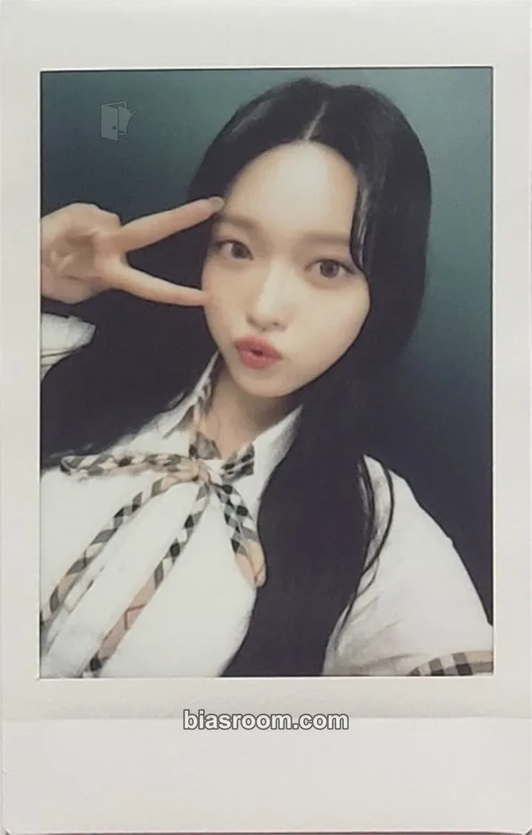 Haram The Collective Soul and Unconscious: Chapter One Photocard - Billlie - Billlie K-pop photocard