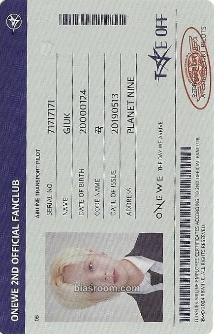 Giuk WEVE 2nd Official Membership Kit Take Off Photocard - ONEWE - ONEWE K-pop photocard